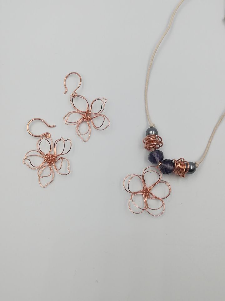 Wire Floral Pendant/ Earrings Workshop