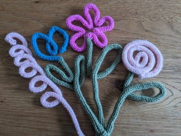 French Knitted Flowers Workshop